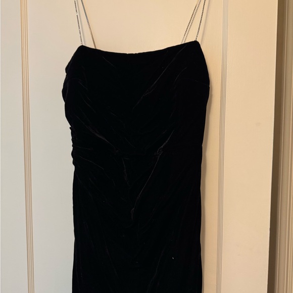 House of Harlow 1960 Dresses & Skirts - House of Harlow 1960 Black Velvet Dress size small with rhinestone straps